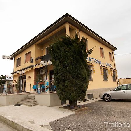Affittacamere Trattoria Del Cristo Ospedaletto Lodigiano Exterior foto