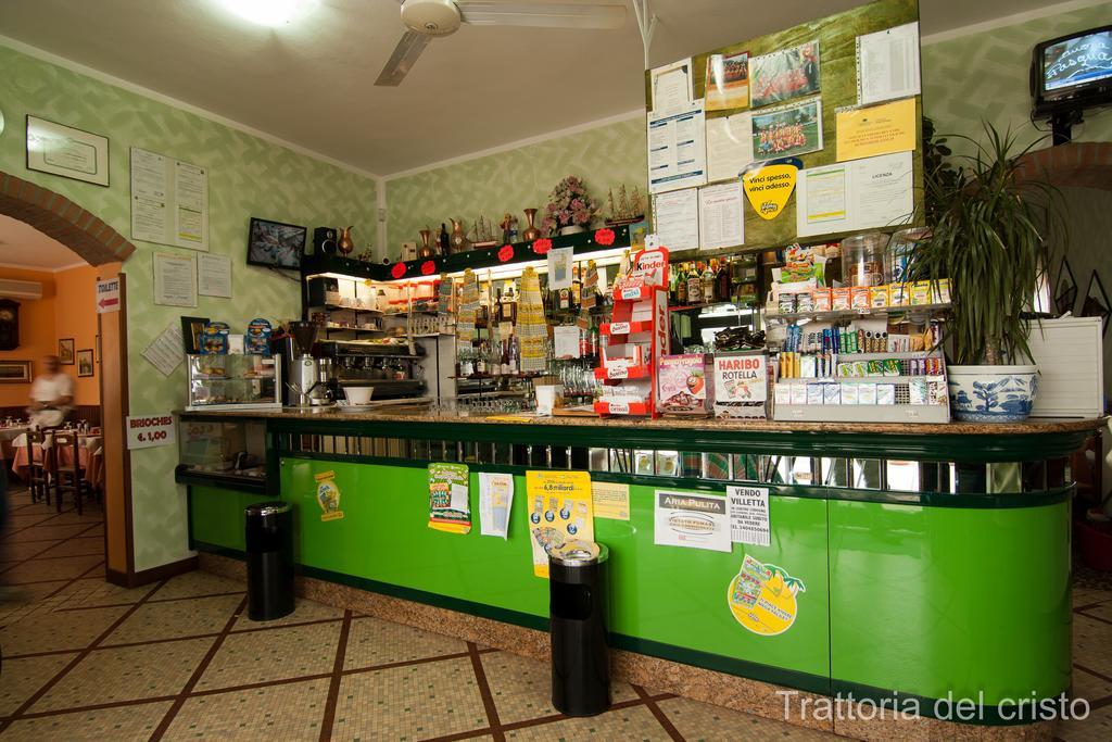 Affittacamere Trattoria Del Cristo Ospedaletto Lodigiano Exterior foto
