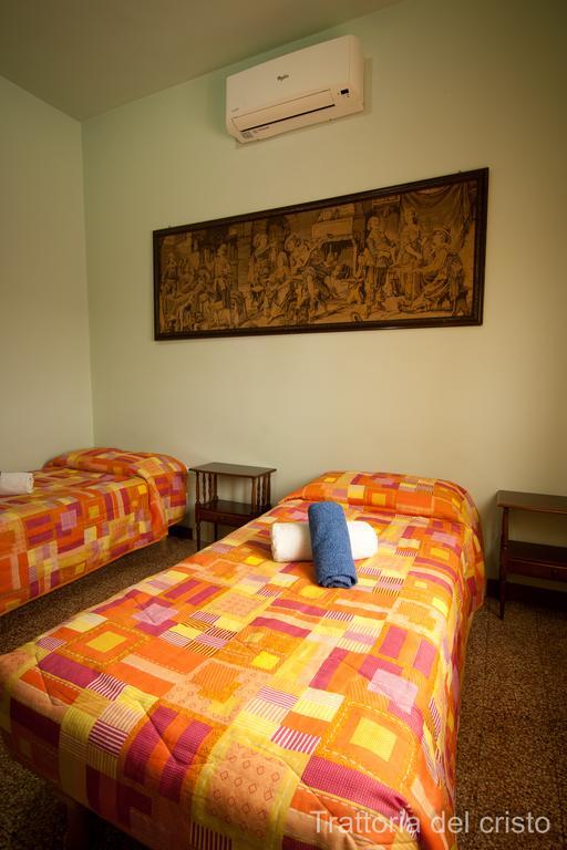 Affittacamere Trattoria Del Cristo Ospedaletto Lodigiano Zimmer foto